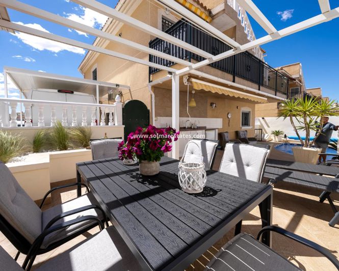 Image No.15-Villa de 4 chambres à vendre à Villamartin