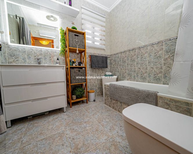 Image No.39-Villa de 4 chambres à vendre à Villamartin