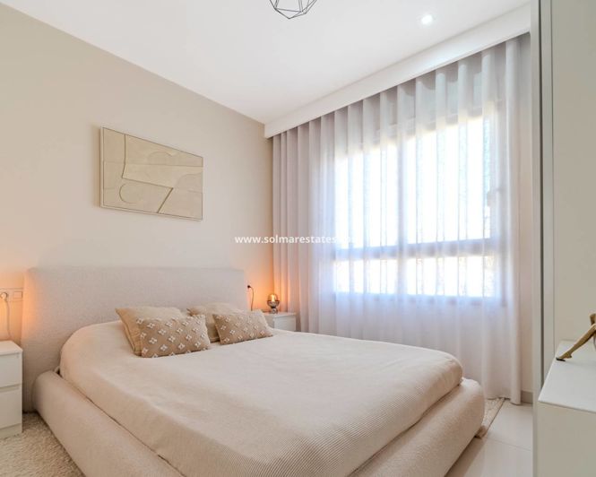 Image No.15-2 Bed Apartment for sale