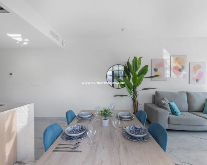 Image No.8-2 Bed Apartment for sale