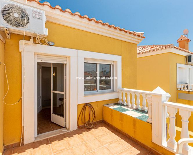 Image No.3-Maison de ville de 3 chambres à vendre à La Zenia