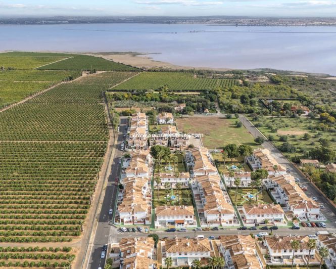 Image No.18-2 Bed Apartment for sale