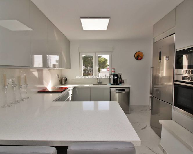 Image No.10-2 Bed Villa for sale