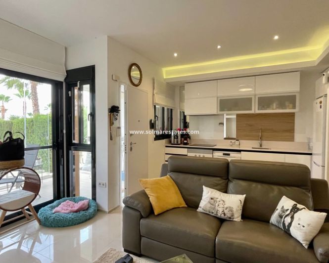 Image No.10-Appartement de 2 chambres à vendre à Villamartin