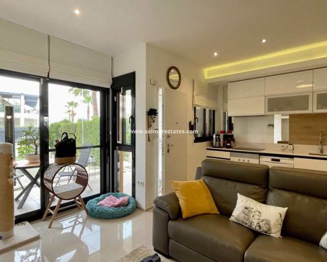 Image No.12-Appartement de 2 chambres à vendre à Villamartin