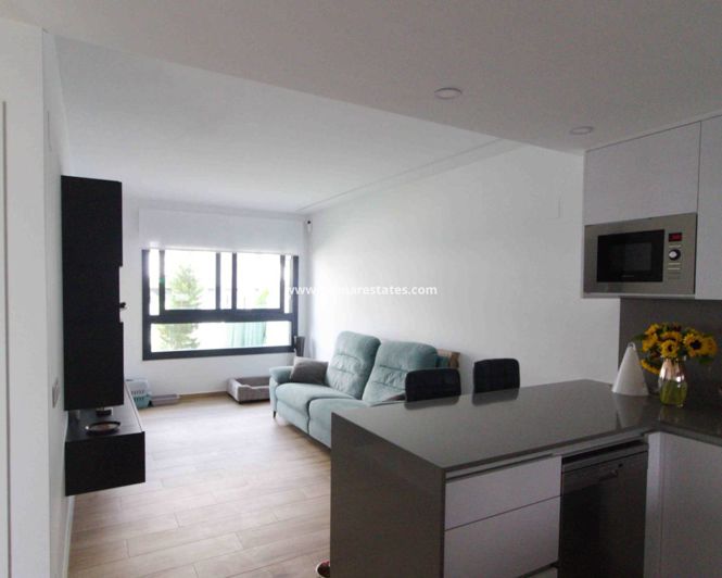 Image No.12-2 Bed Apartment for sale