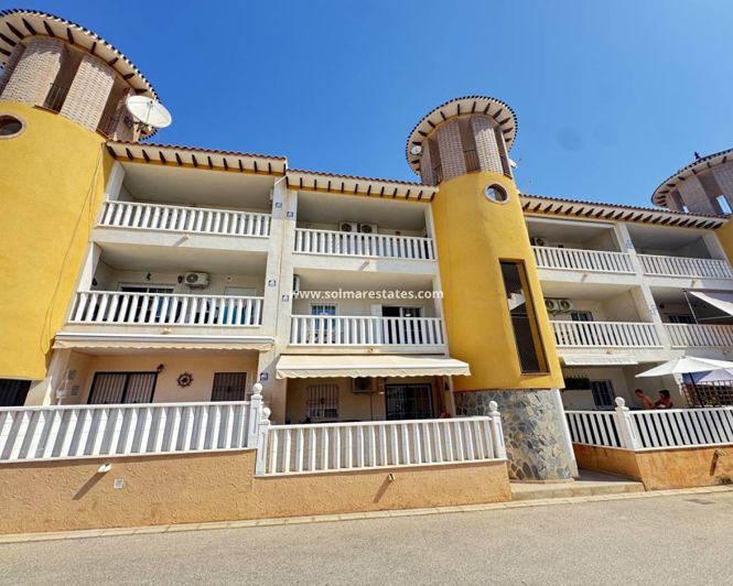 Image No.1-Appartement de 2 chambres à vendre à Cabo Roig