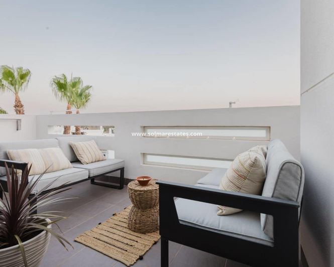 Image No.1-2 Bed Apartment for sale