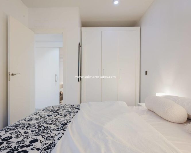 Image No.19-2 Bed Apartment for sale