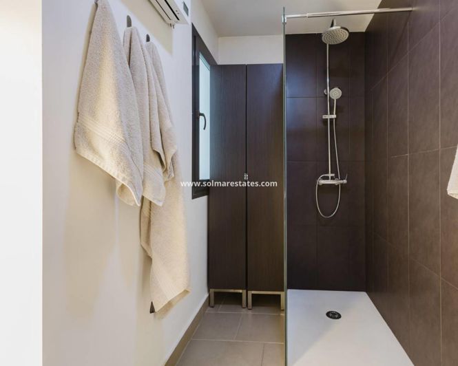 Image No.21-2 Bed Apartment for sale