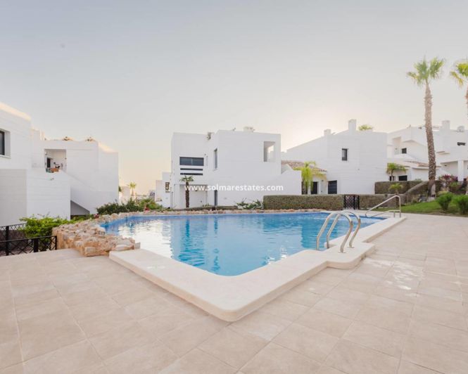 Image No.31-2 Bed Apartment for sale