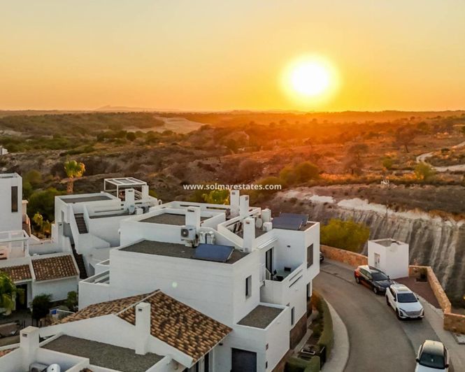 Image No.37-2 Bed Apartment for sale