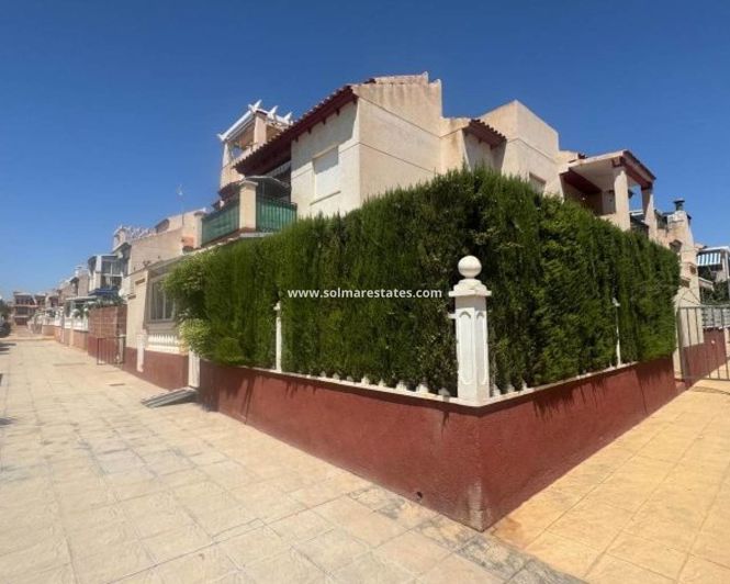 Image No.1-Appartement de 2 chambres à vendre à Playa Flamenca