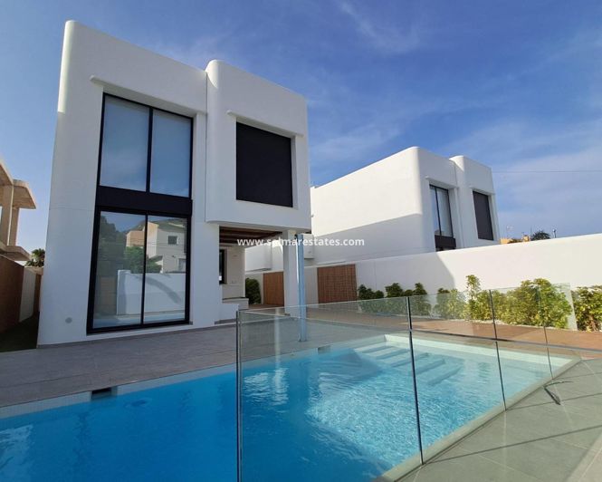 Image No.2-4 Bed Villa for sale