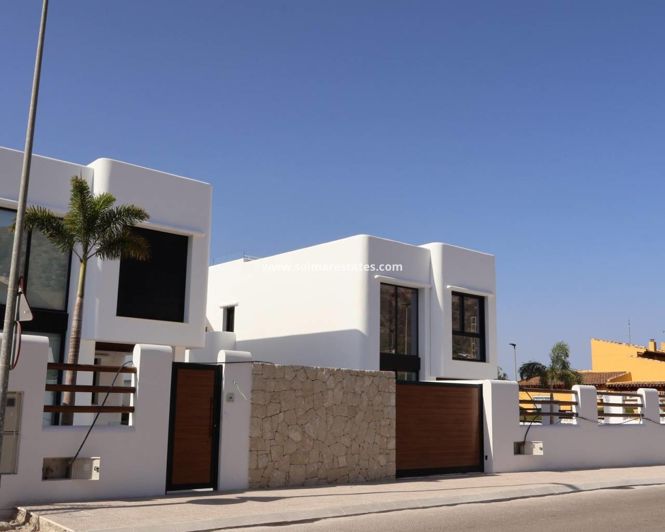 Image No.29-4 Bed Villa for sale