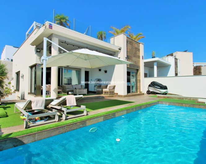 Image No.1-5 Bed Villa for sale