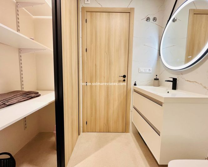 Image No.11-3 Bed Apartment for sale