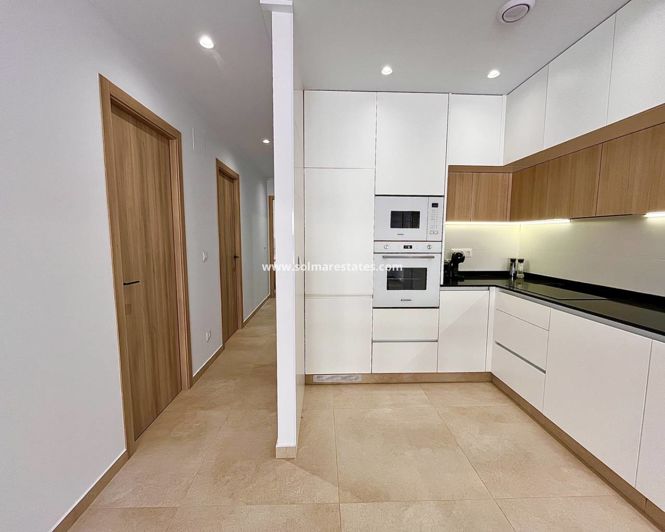 Image No.14-3 Bed Apartment for sale