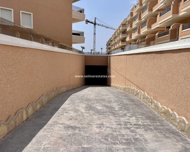 Image No.24-3 Bed Apartment for sale