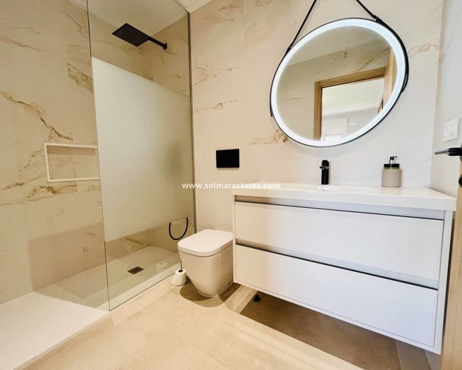 Image No.8-3 Bed Apartment for sale