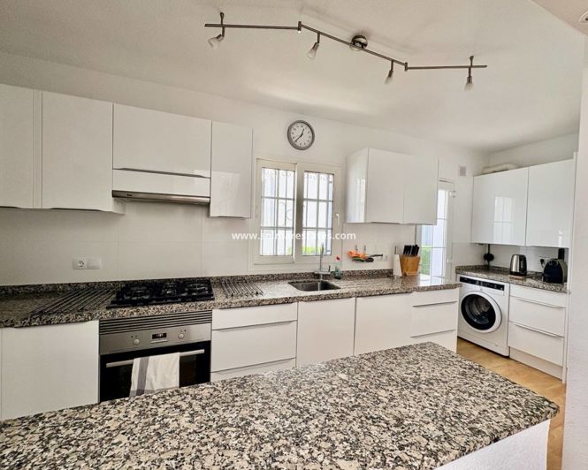 Image No.10-Villa de 3 chambres à vendre à Villamartin