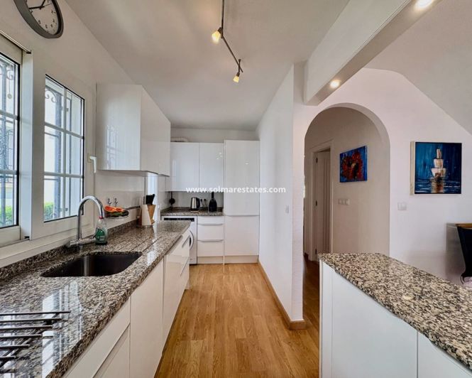 Image No.8-Villa de 3 chambres à vendre à Villamartin