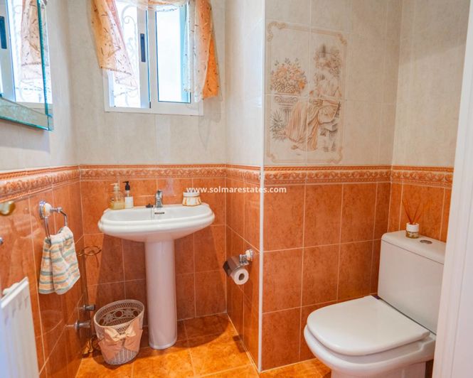 Image No.11-Villa de 5 chambres à vendre à Ciudad Quesada