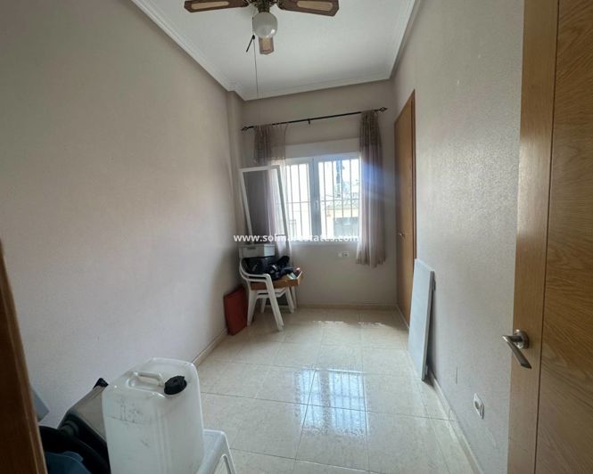 Image No.12-Appartement de 3 chambres à vendre à Jacarilla