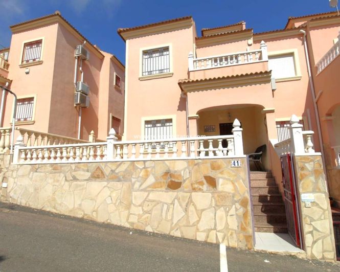 Image No.1-3 Bed Quad for sale