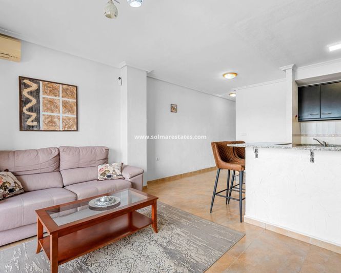 Image No.3-Appartement de 2 chambres à vendre à Almoradí