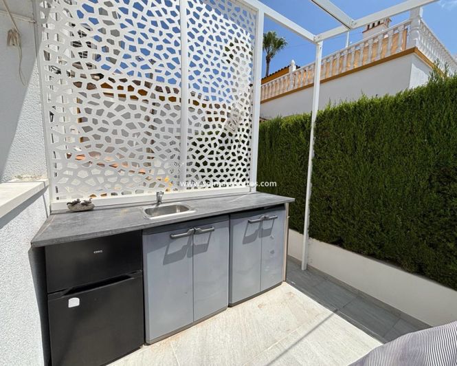 Image No.26-3 Bed Villa for sale