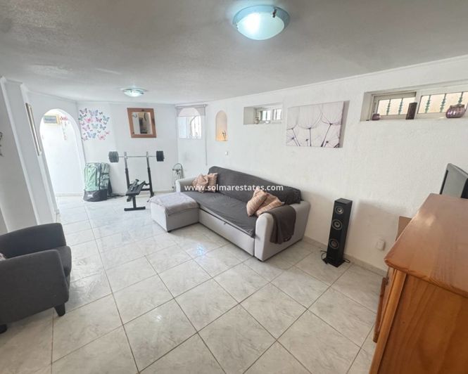 Image No.19-Villa de 4 chambres à vendre à Villamartin