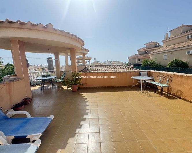 Image No.23-Villa de 4 chambres à vendre à Villamartin