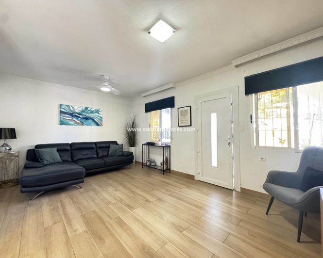 Image No.6-Villa de 2 chambres à vendre à Villamartin