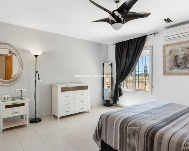 Image No.17-4 Bed Villa for sale