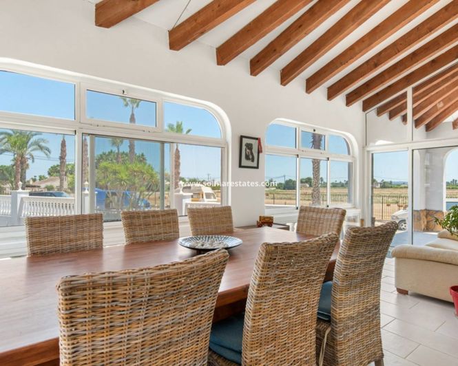 Image No.4-4 Bed Villa for sale