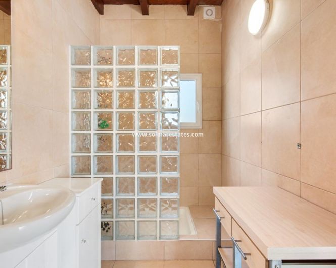 Image No.47-4 Bed Villa for sale