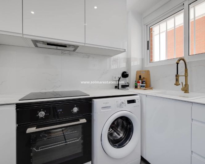 Image No.9-Appartement de 2 chambres à vendre à Punta Prima