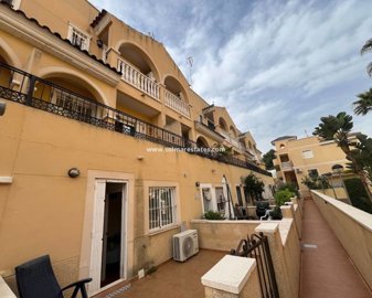 Maison de ville de 2 chambres à vendre à Villamartin