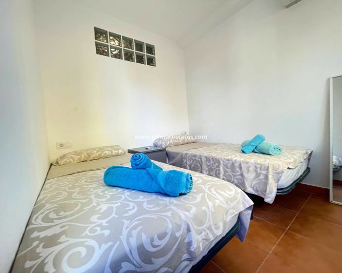 Image No.22-2 Bed Townhouse for sale