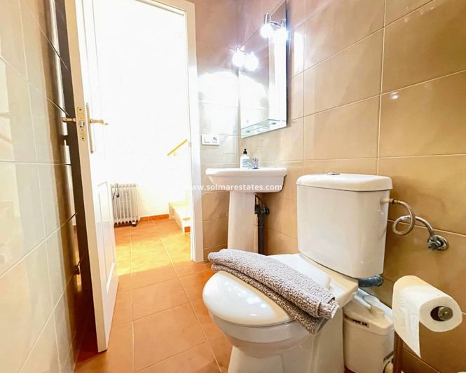 Image No.24-2 Bed Townhouse for sale