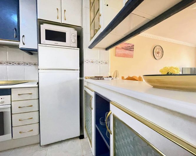 Image No.30-2 Bed Townhouse for sale