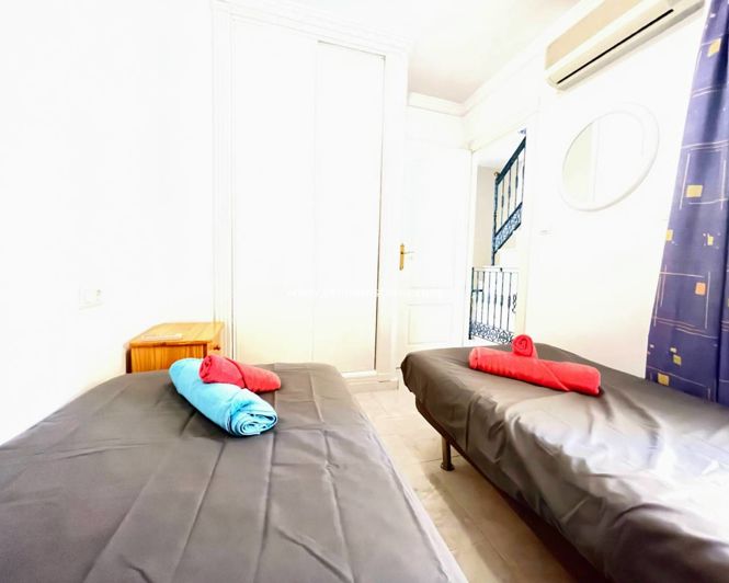 Image No.32-2 Bed Townhouse for sale