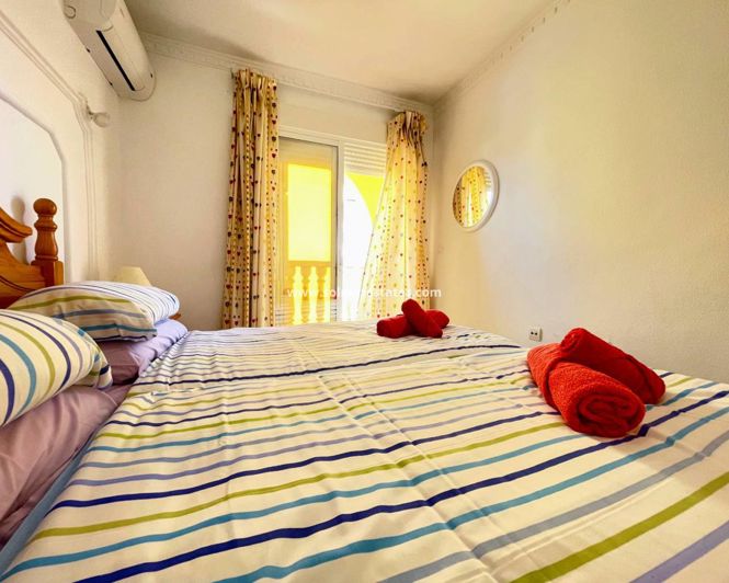 Image No.33-2 Bed Townhouse for sale