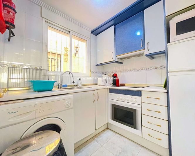 Image No.4-2 Bed Townhouse for sale