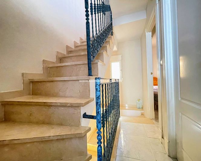 Image No.41-2 Bed Townhouse for sale