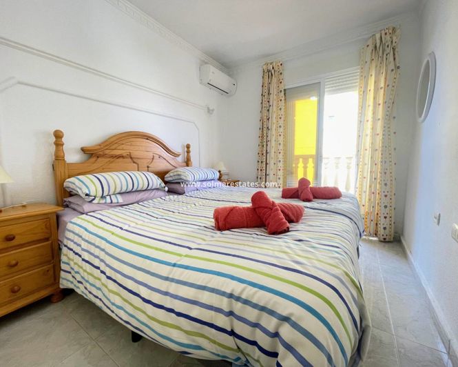 Image No.6-2 Bed Townhouse for sale