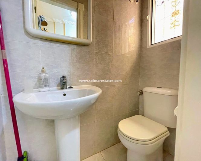 Image No.7-2 Bed Townhouse for sale