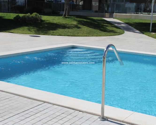 Image No.20-3 Bed Apartment for sale