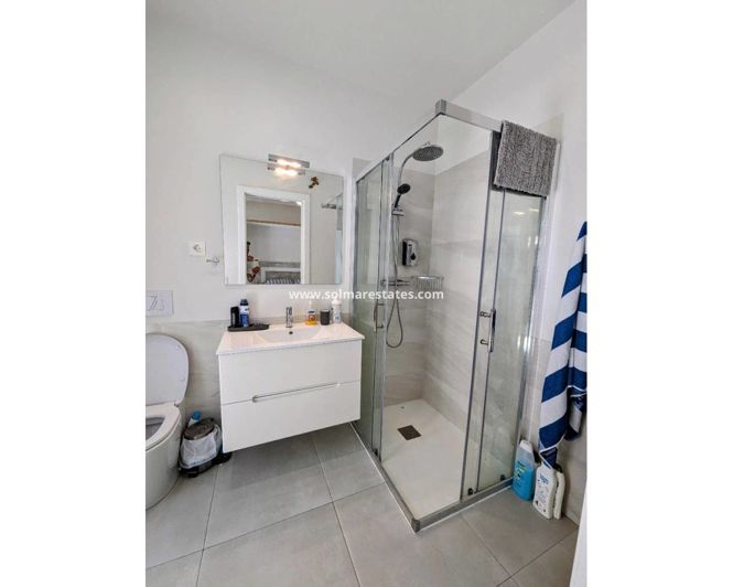 Image No.29-3 Bed Apartment for sale